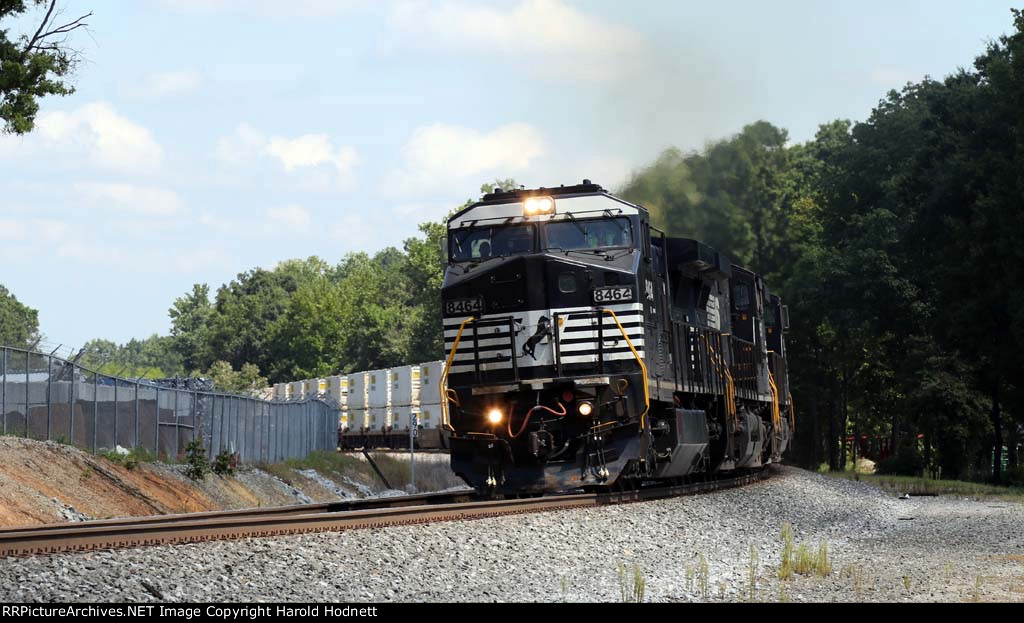 NS 8464 leads train 213 past mp 290